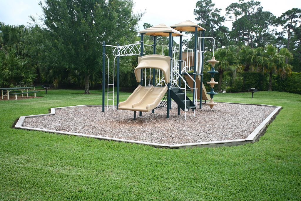 Port St. Lucie Perfect Drive Vacation Rentals מראה חיצוני תמונה